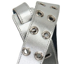 silver_grommet_guitar_strap_01_close